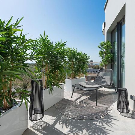 Golden Tulip Lyon Ouest Techlid Hotel & Spa ليمونيست المظهر الخارجي الصورة