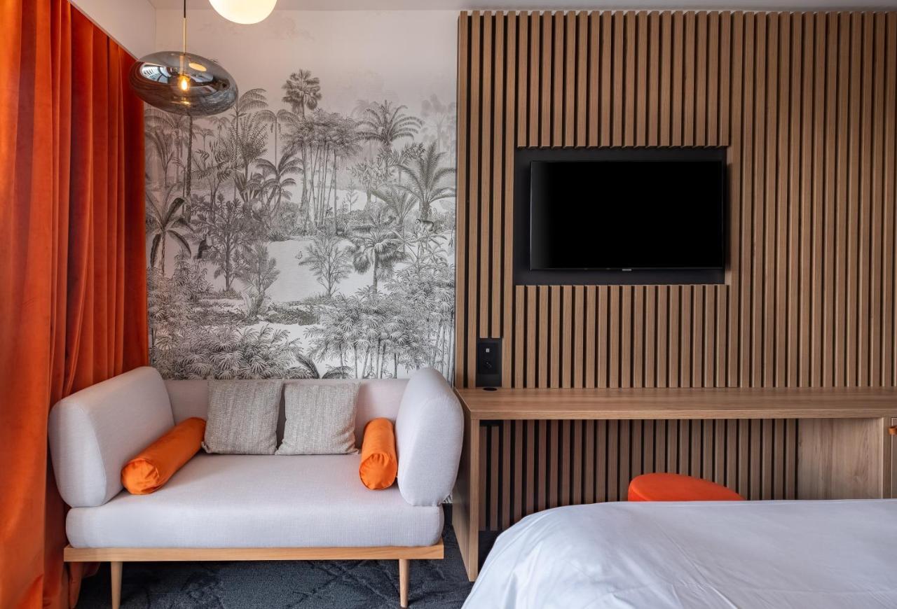 Golden Tulip Lyon Ouest Techlid Hotel & Spa ليمونيست الغرفة الصورة