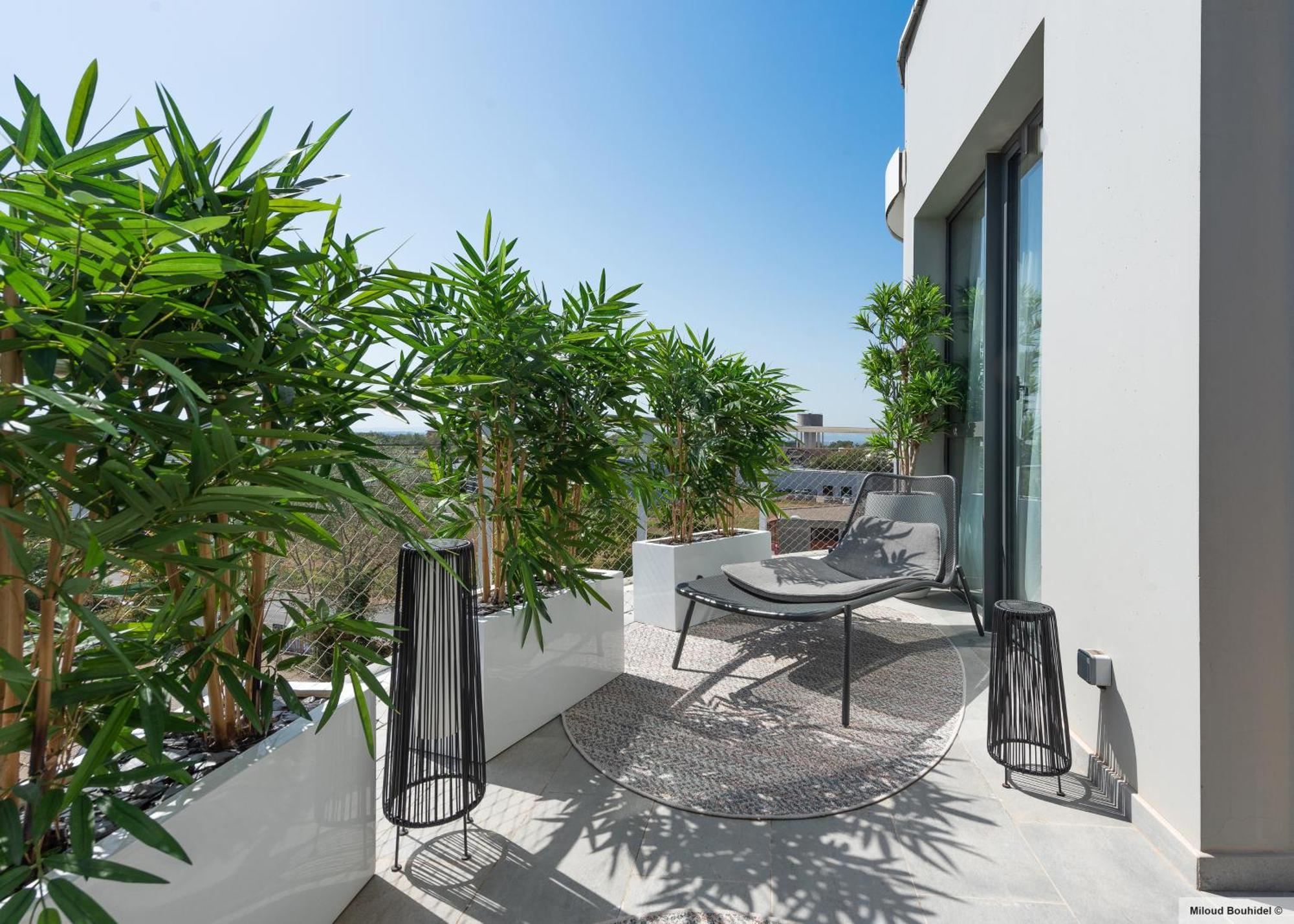Golden Tulip Lyon Ouest Techlid Hotel & Spa ليمونيست المظهر الخارجي الصورة